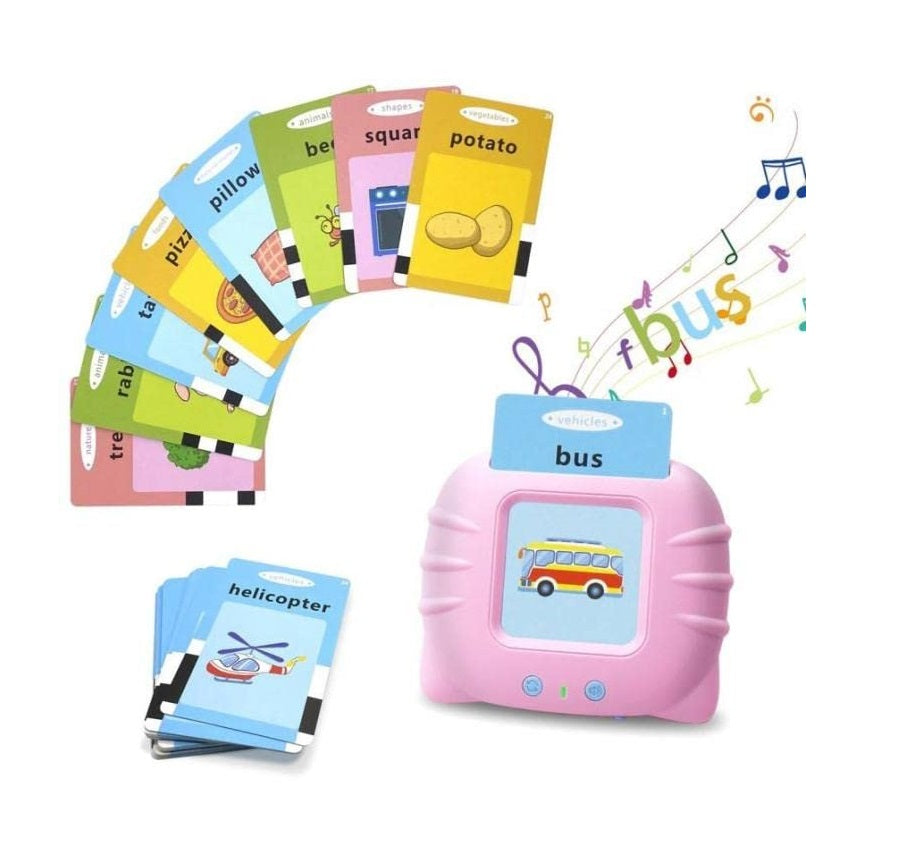 Juego de vocabulario. Pantalla con tarjetas de palabras en español e inglés (18m+)